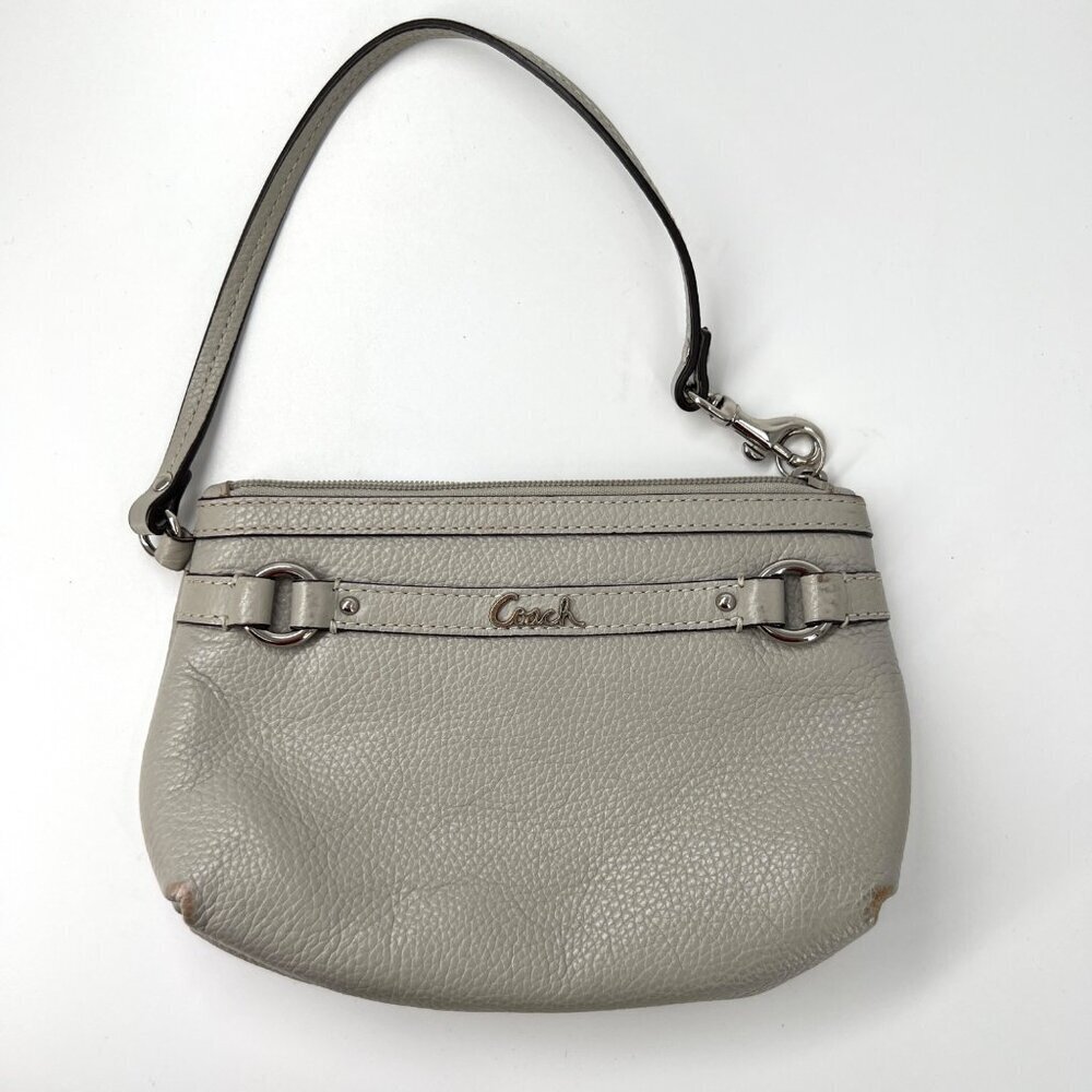 Coach Silver Cursive Logo Gray Pebbled‎ Leather Wristlet 2010s Vintage